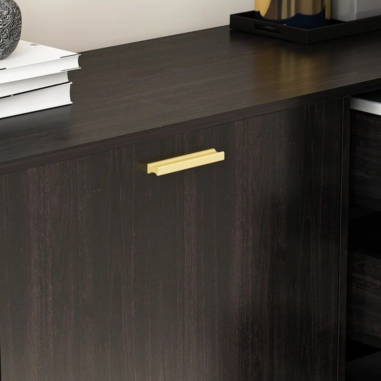 Garica 3 Drawer Sideboard thumbnail 5