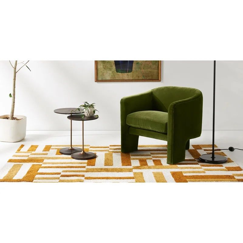 Effie Tripod Chair thumbnail 2