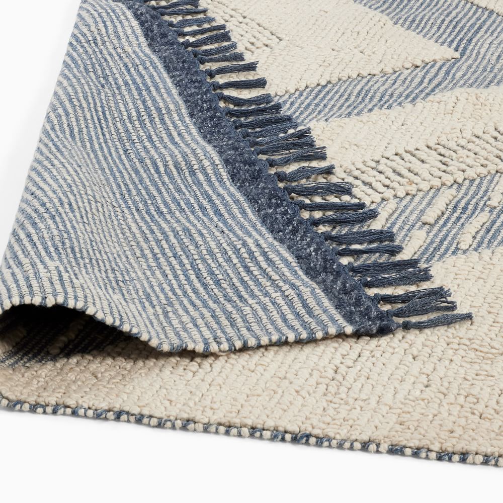 Textured Diamonds Outdoor Rug-6'x9' thumbnail 3