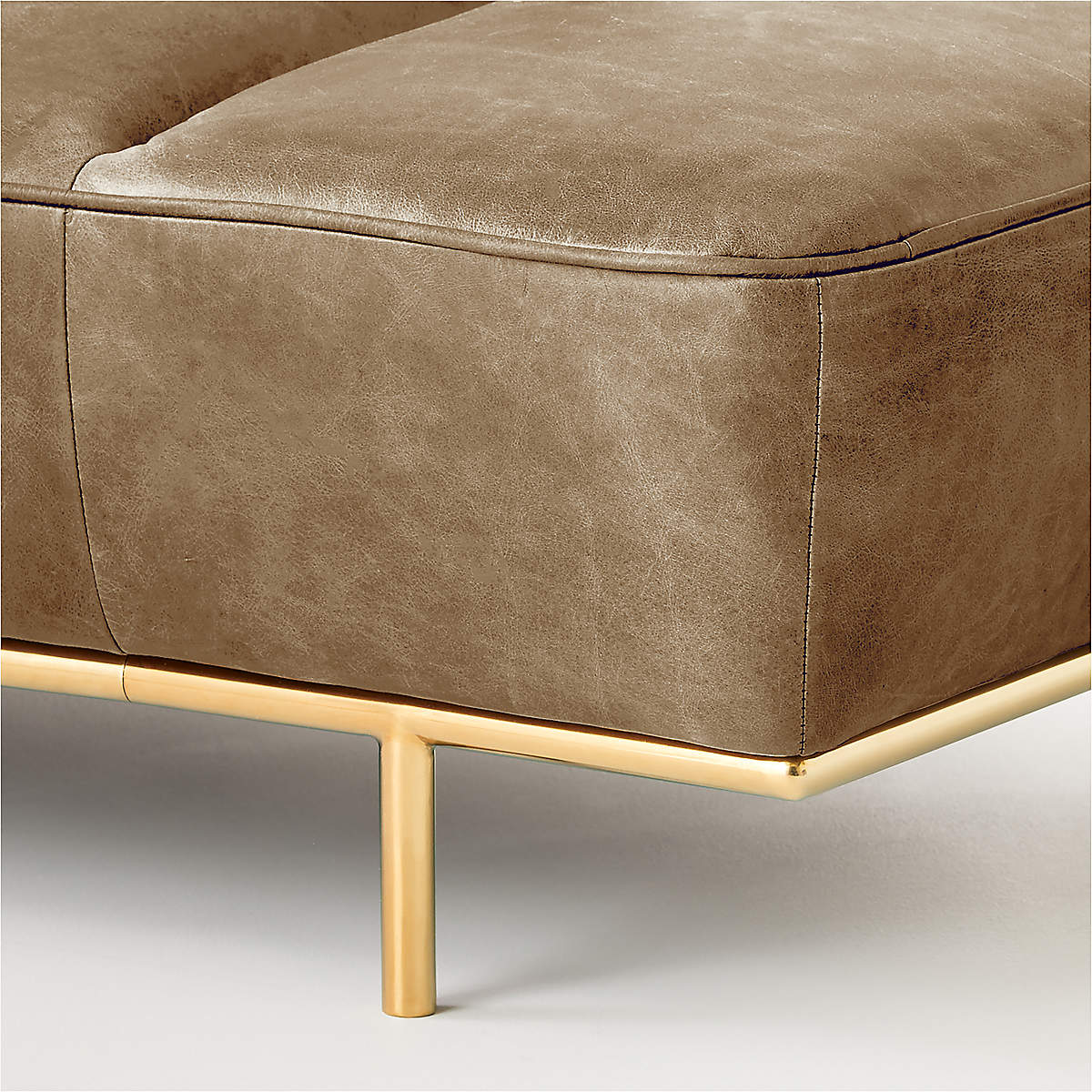 Lawndale Saddle Leather Daybed With Brass Base thumbnail 5