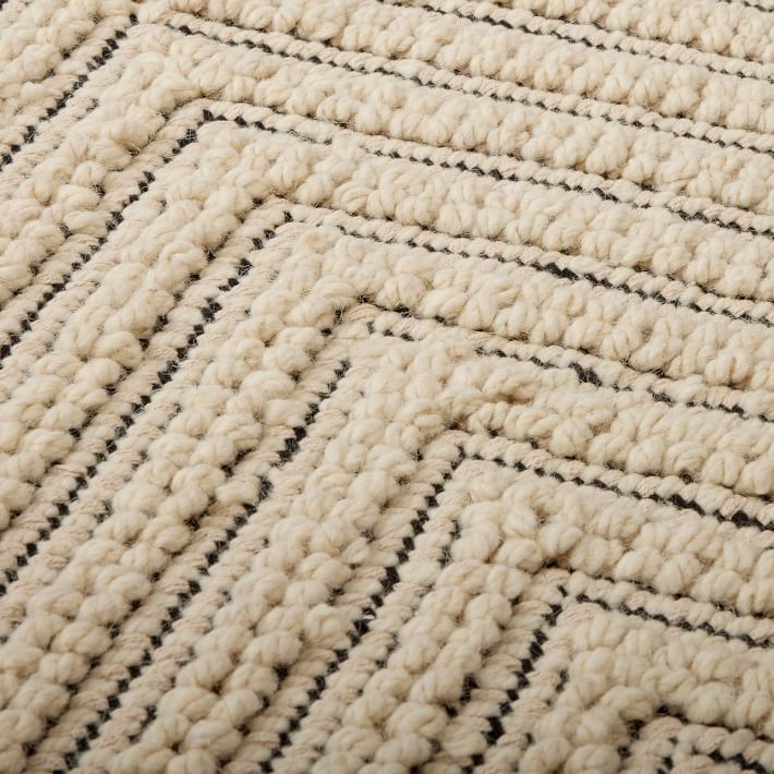 Chevron Knot Rug-5'x8' thumbnail 4
