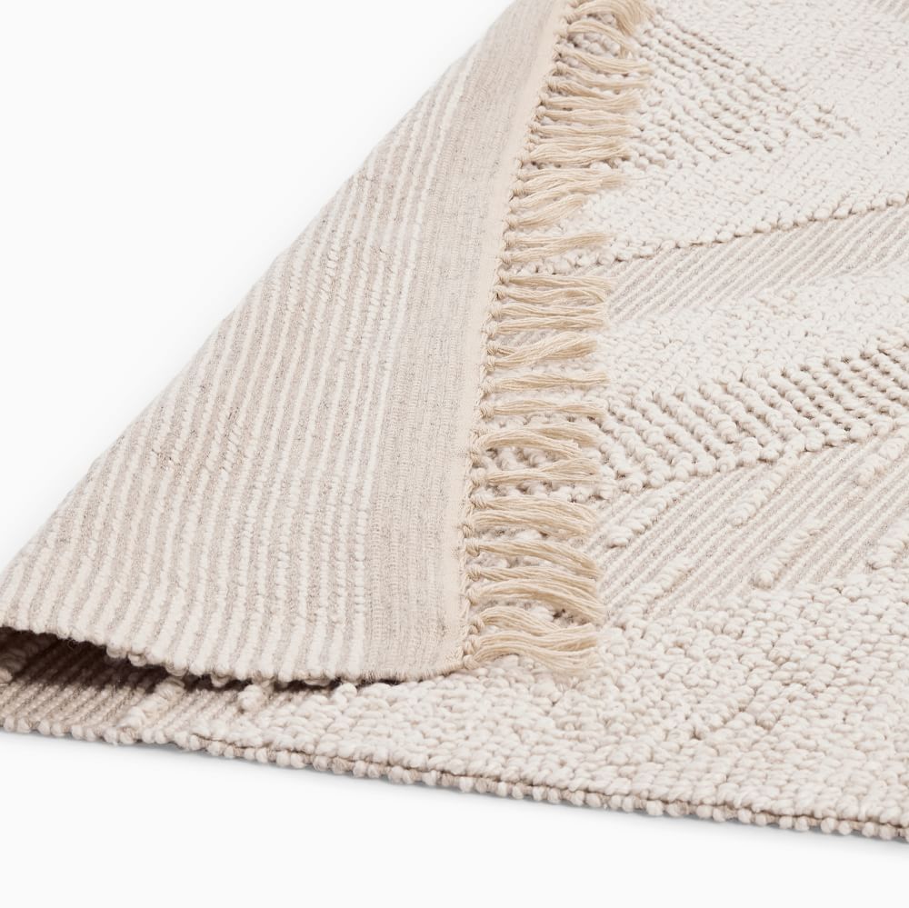Textured Diamonds Outdoor Rug-5'x8' thumbnail 4