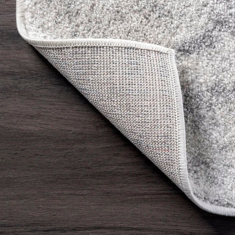 Amii Geometric Area Rug in Gray-5'x8' thumbnail 5