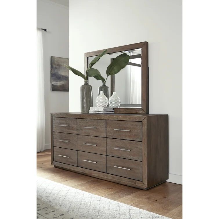 Humphreys Beveled Dresser Mirror thumbnail 2