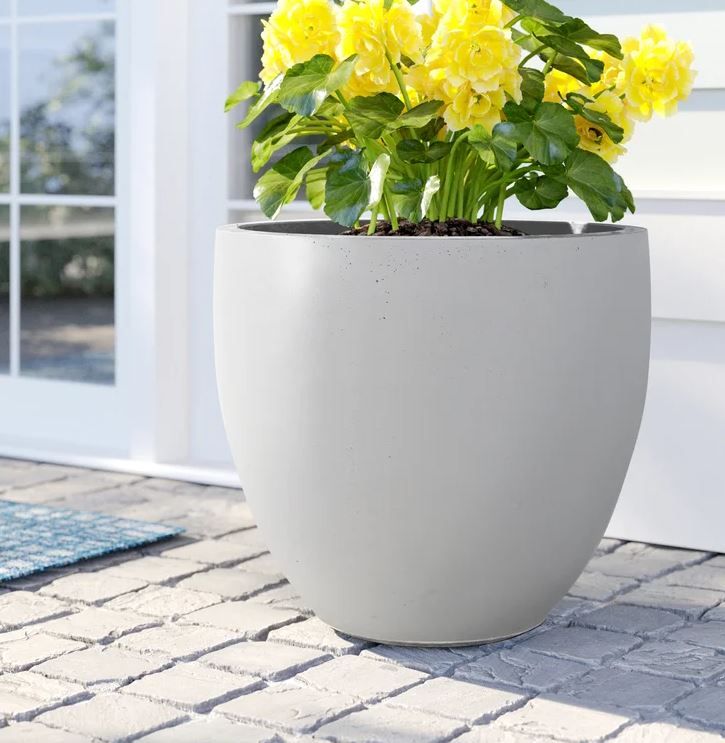 Acushnet Pot Planter thumbnail 2