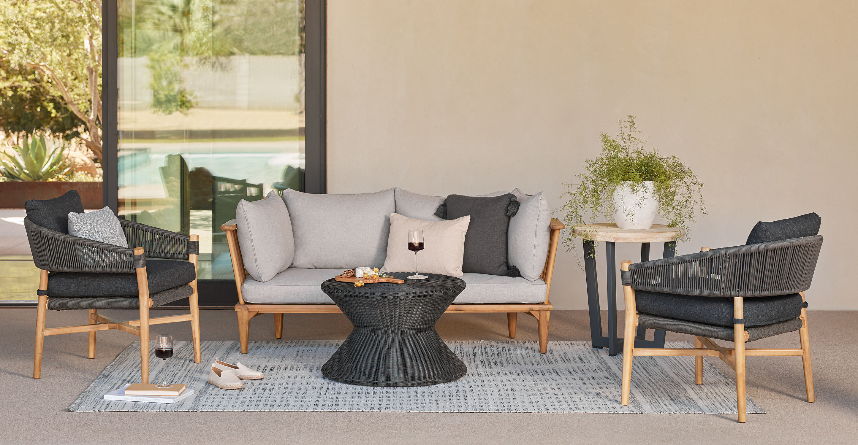 Makali Slate Gray Lounge Chair thumbnail 2