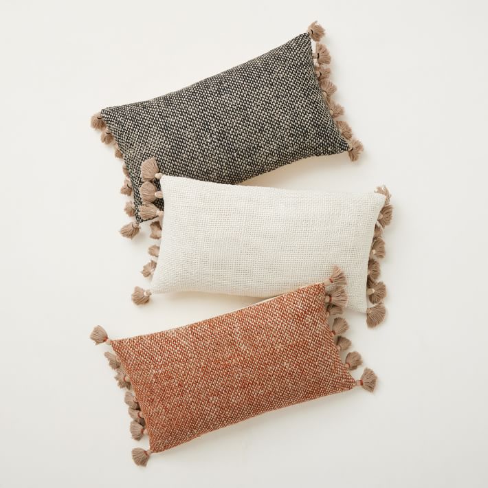 Two-Tone Chunky Linen Tassels Pillow Cover thumbnail 2