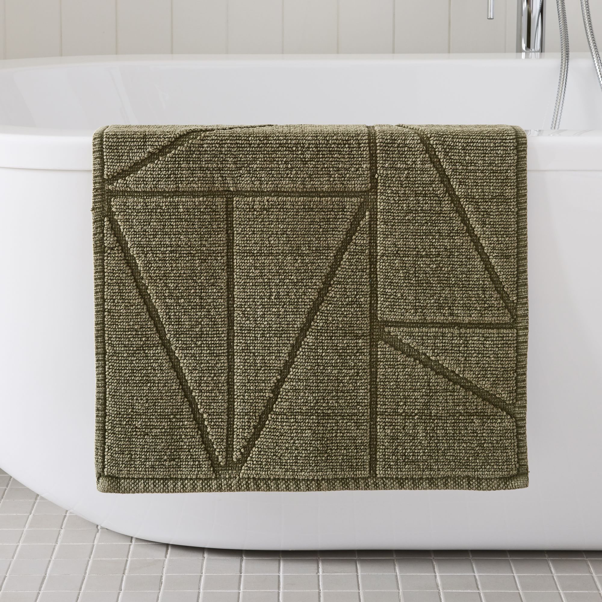 Organic Triangle Sculpted Bath Mat 20"x34" thumbnail 2