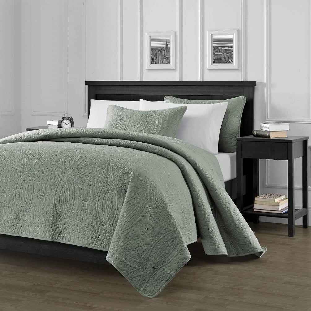 Ericson Microfiber Reversible 3 Piece Coverlet-Queen thumbnail 2
