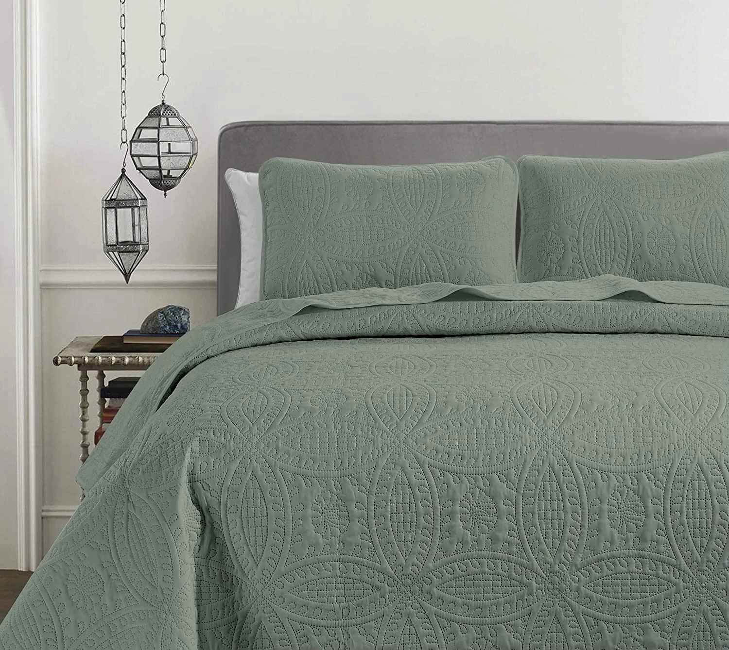 Ericson Microfiber Reversible 3 Piece Coverlet-Queen thumbnail 3