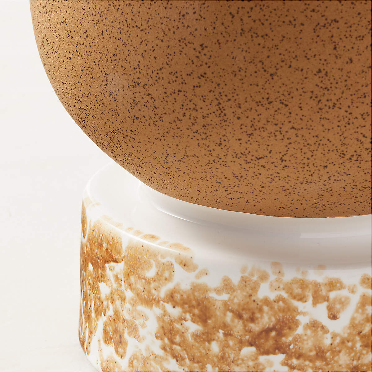 Descanso Brown And White Planter thumbnail 5