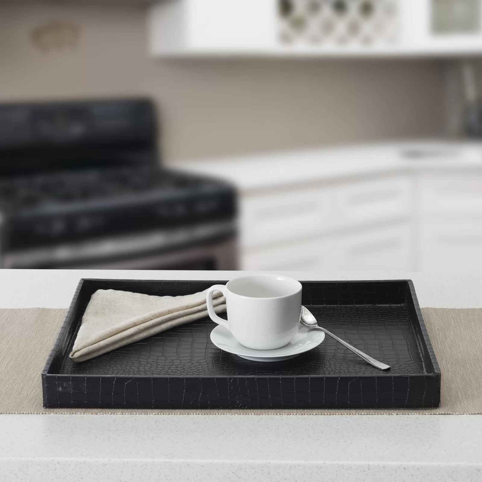 Quinto Crocodile Serving Tray thumbnail 2