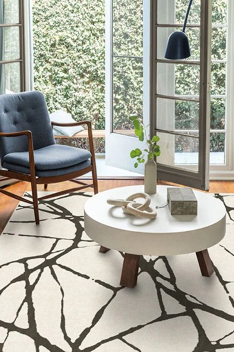 Nina Takesh Marion Black And Ivory Rug 6'x9' thumbnail 2