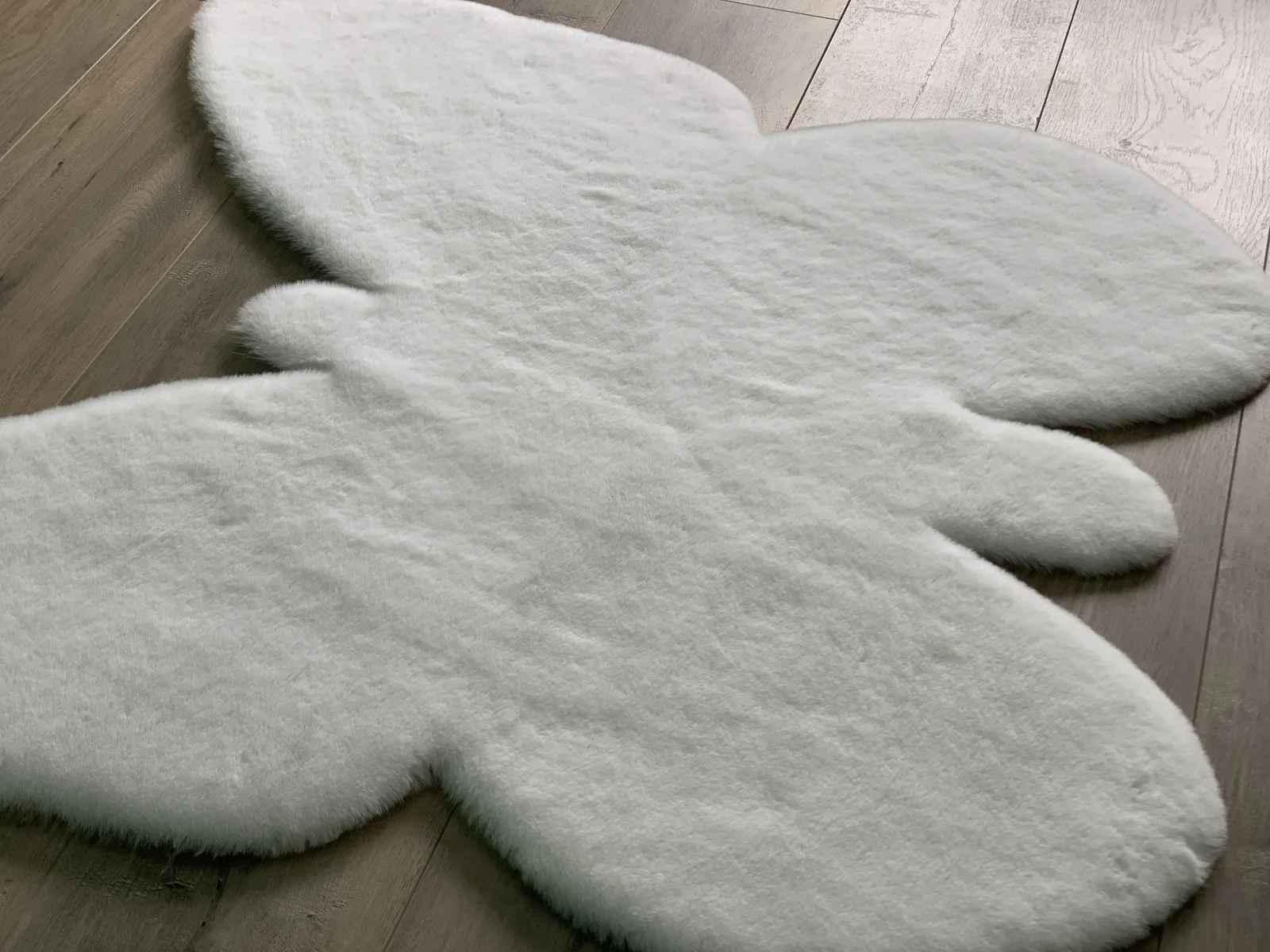 Aleen Butterfly Shag Area Rug-36"x36" thumbnail 4