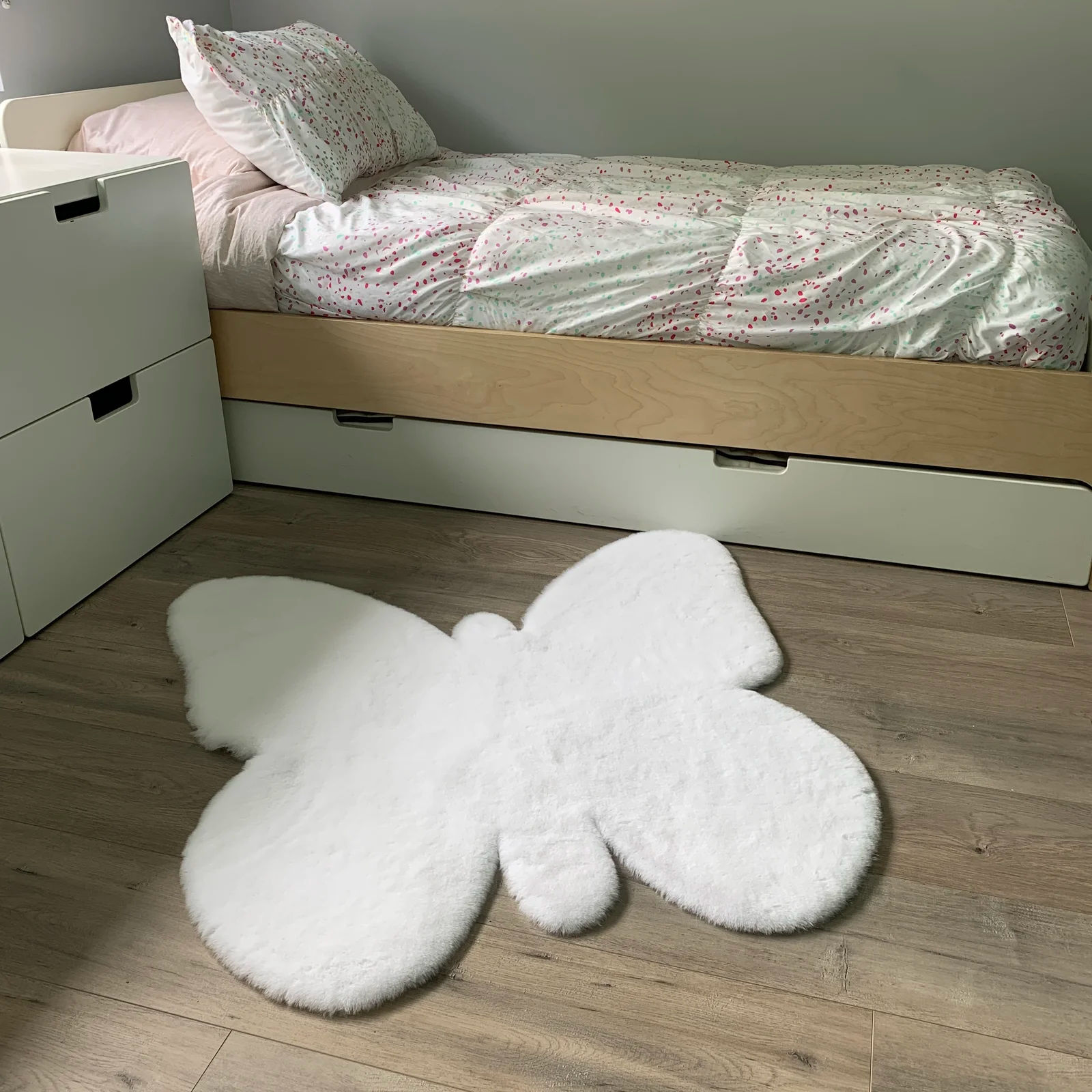 Aleen Butterfly Shag Area Rug-36"x36" thumbnail 5