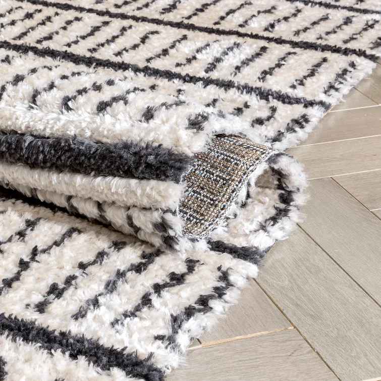 Maya Animal Print Area Rug-6'7"x9'3" thumbnail 4