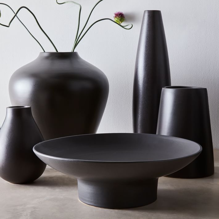 Pure Black Ceramic Footed Centerpiece Bowl thumbnail 2