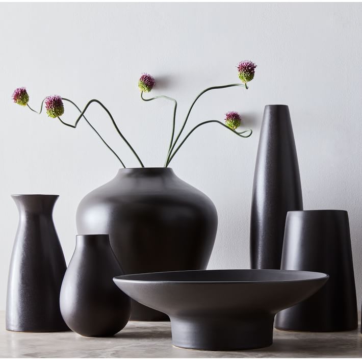Pure Black Ceramic Footed Centerpiece Bowl thumbnail 4