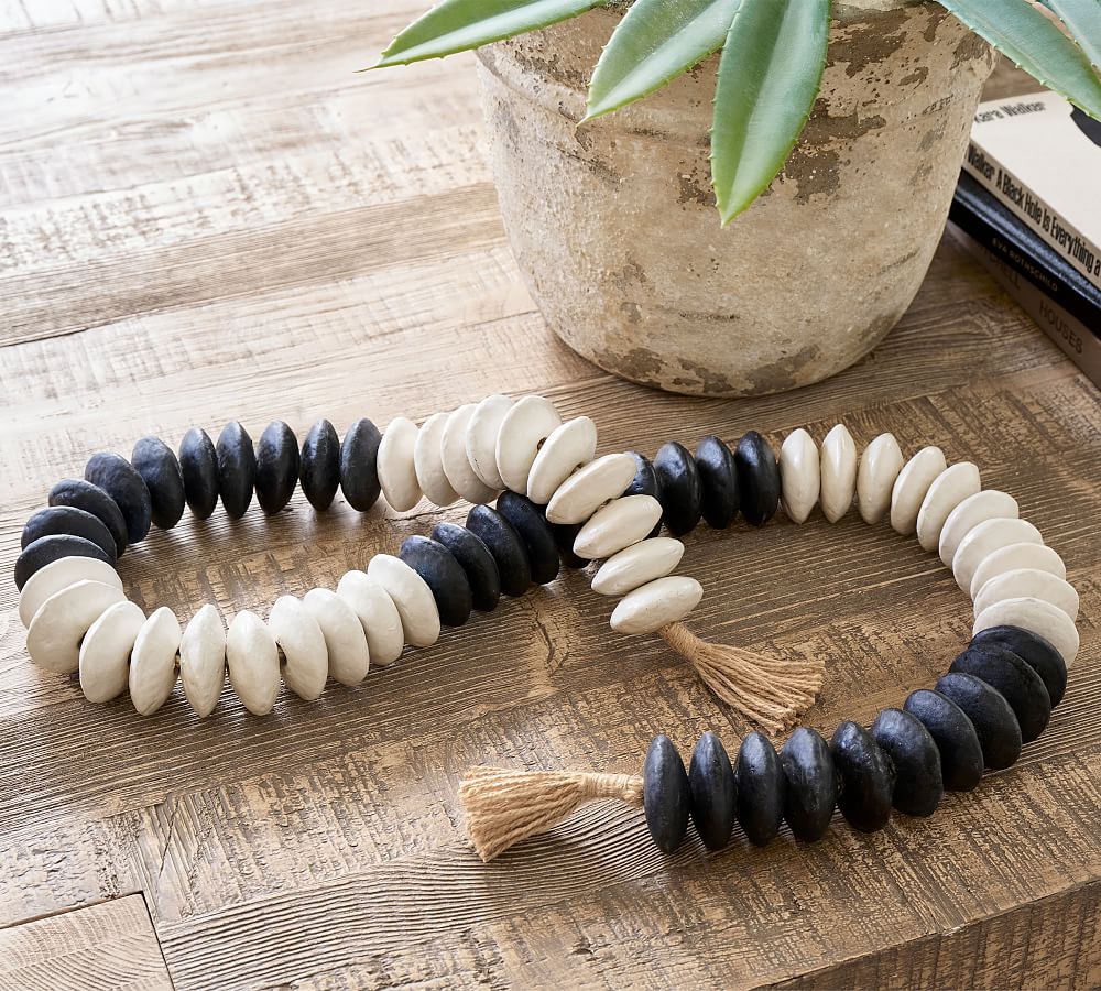 Two Tone Terra Cotta Beaded Garland thumbnail 2