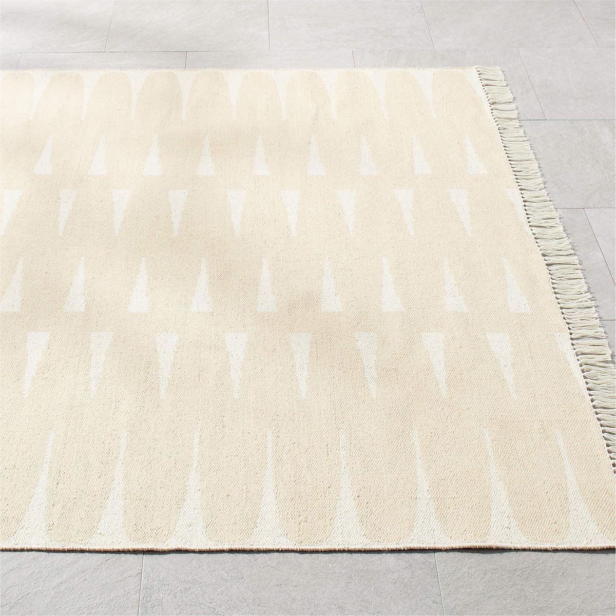 Shia Reversible Geometric Indoor Outdoor Rug 8'X10' thumbnail 3