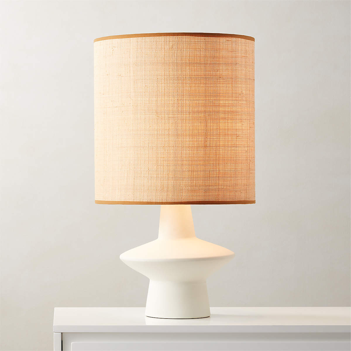 Mattin Ivory Ceramic Table Lamp thumbnail 3