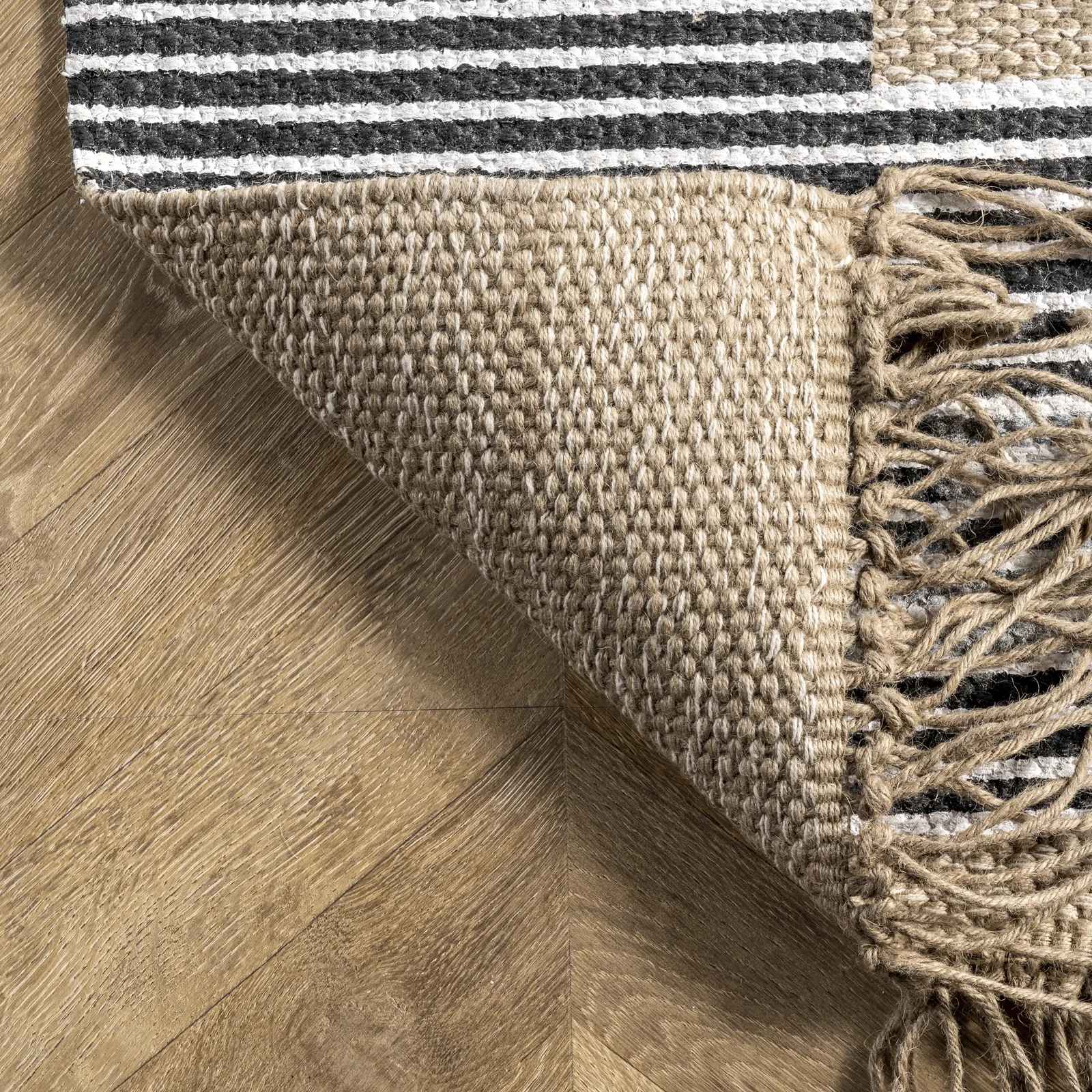 Decarlo Handmade Looped Hooked Area Rug-8'x10' thumbnail 6