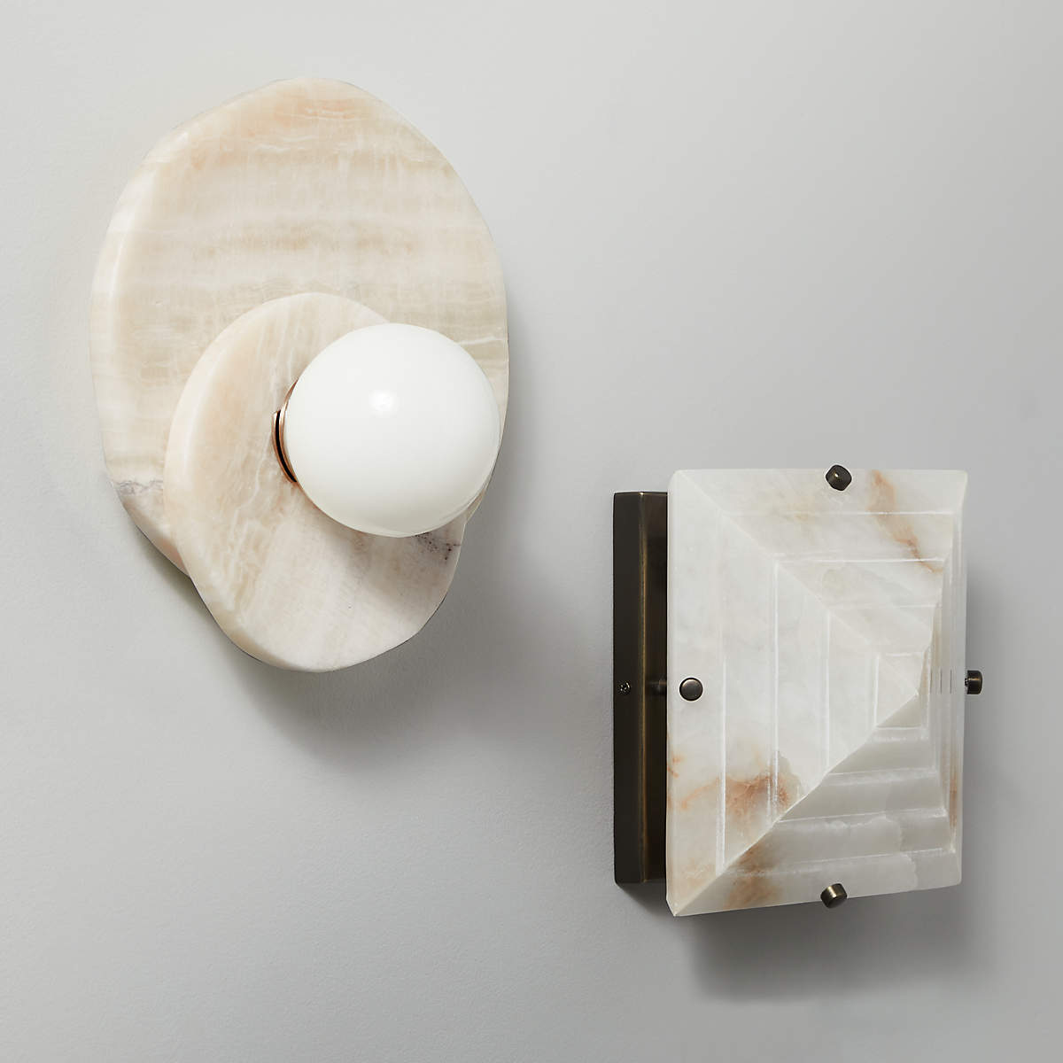 Astr White Onyx Wall Sconce thumbnail 2