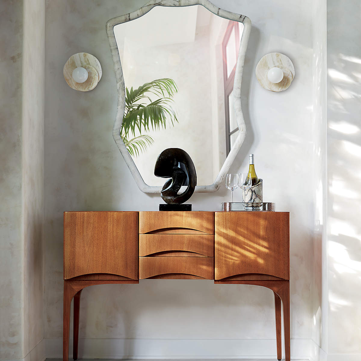 Astr White Onyx Wall Sconce thumbnail 3
