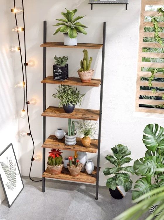 Ciotti Steel Ladder Bookcase thumbnail 2
