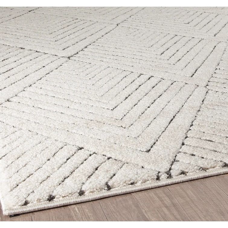 Area Rug in Tan 6'x9' thumbnail 2