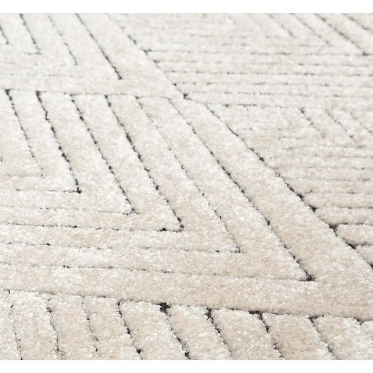 Area Rug in Tan 6'x9' thumbnail 7