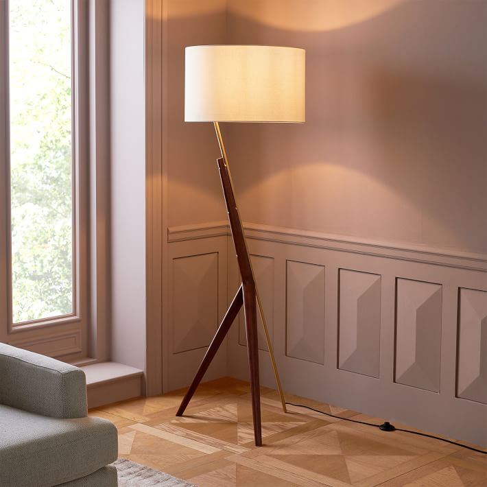 Caldas Floor Lamp thumbnail 2