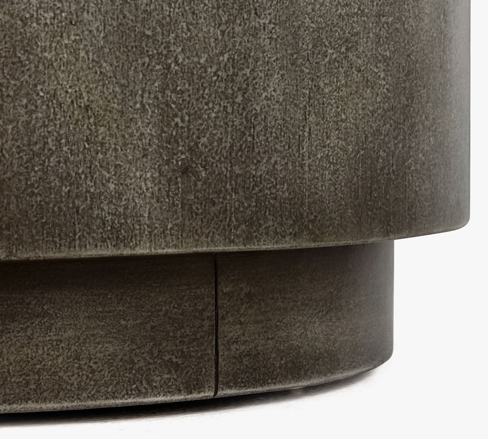 Byron 18 Round End Table thumbnail 3