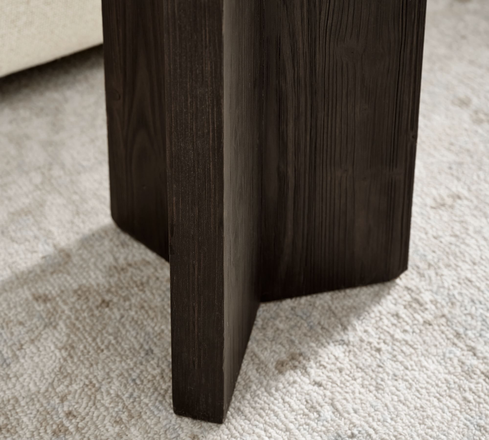 Folsom 12 Round Accent Table thumbnail 4