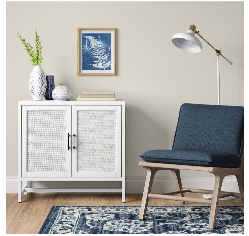 Warwick 2 Door Cabinet thumbnail 2