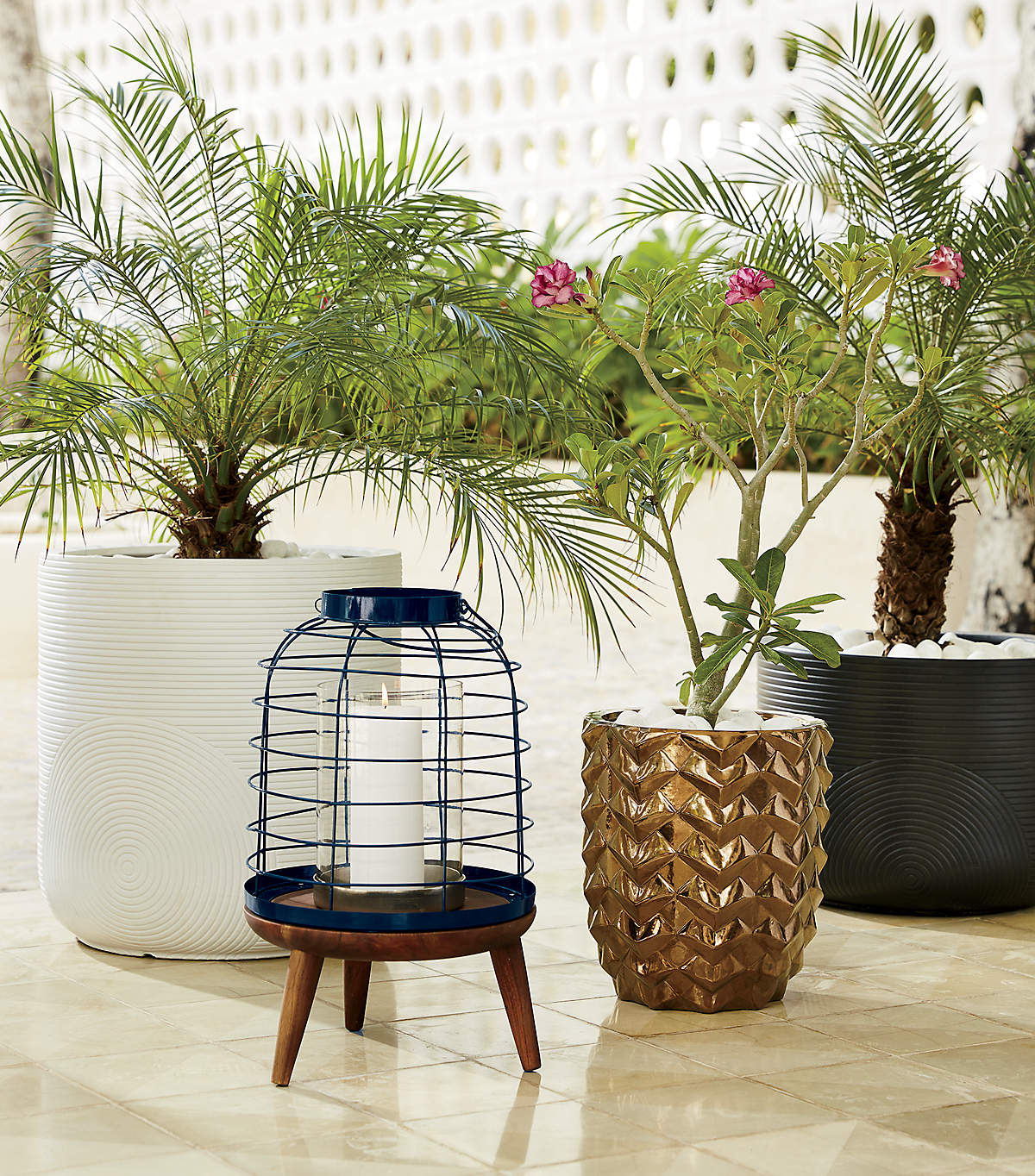 Zen Large White Planter thumbnail 5