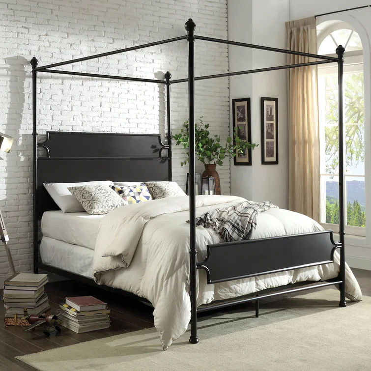 Moorgate Canopy Bed thumbnail 3