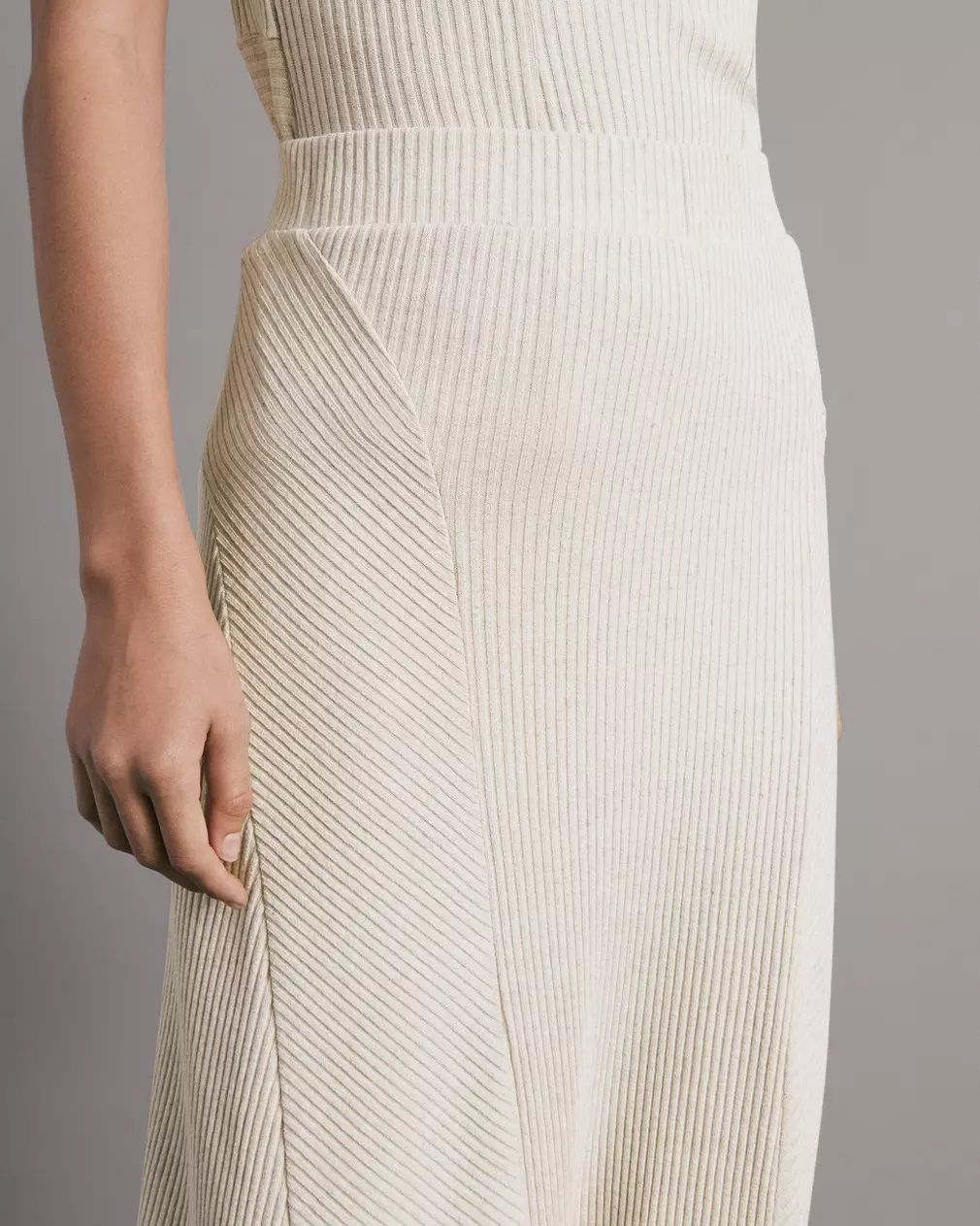 Echo Rib Midi Skirt thumbnail 3