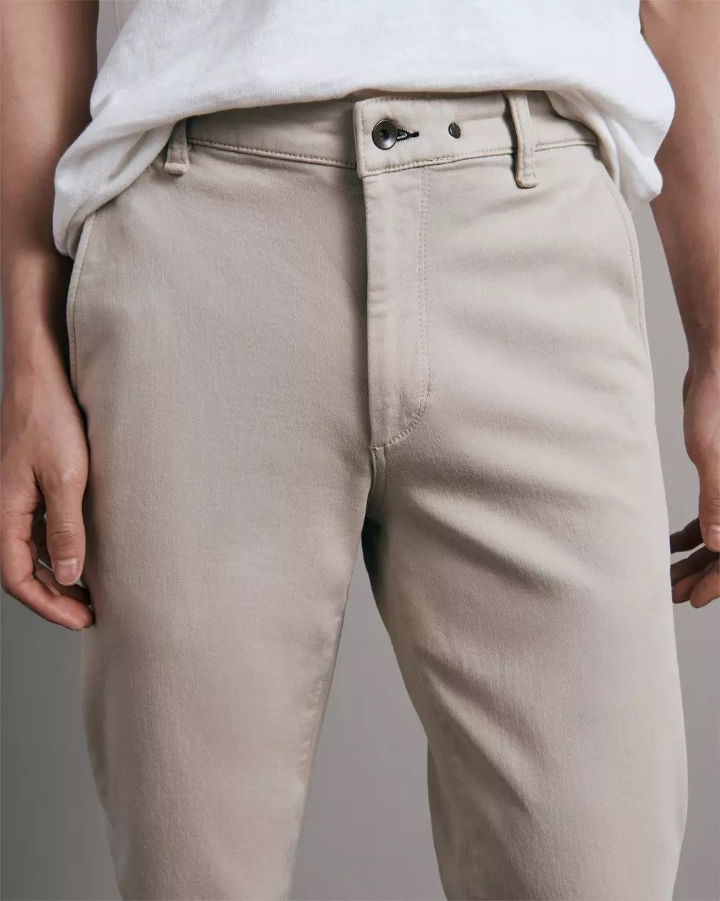 Fit 2 Action Loopback Chino thumbnail 3