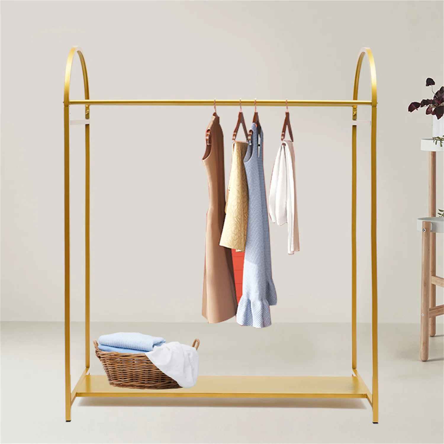Serayah Clothes Rack thumbnail 4