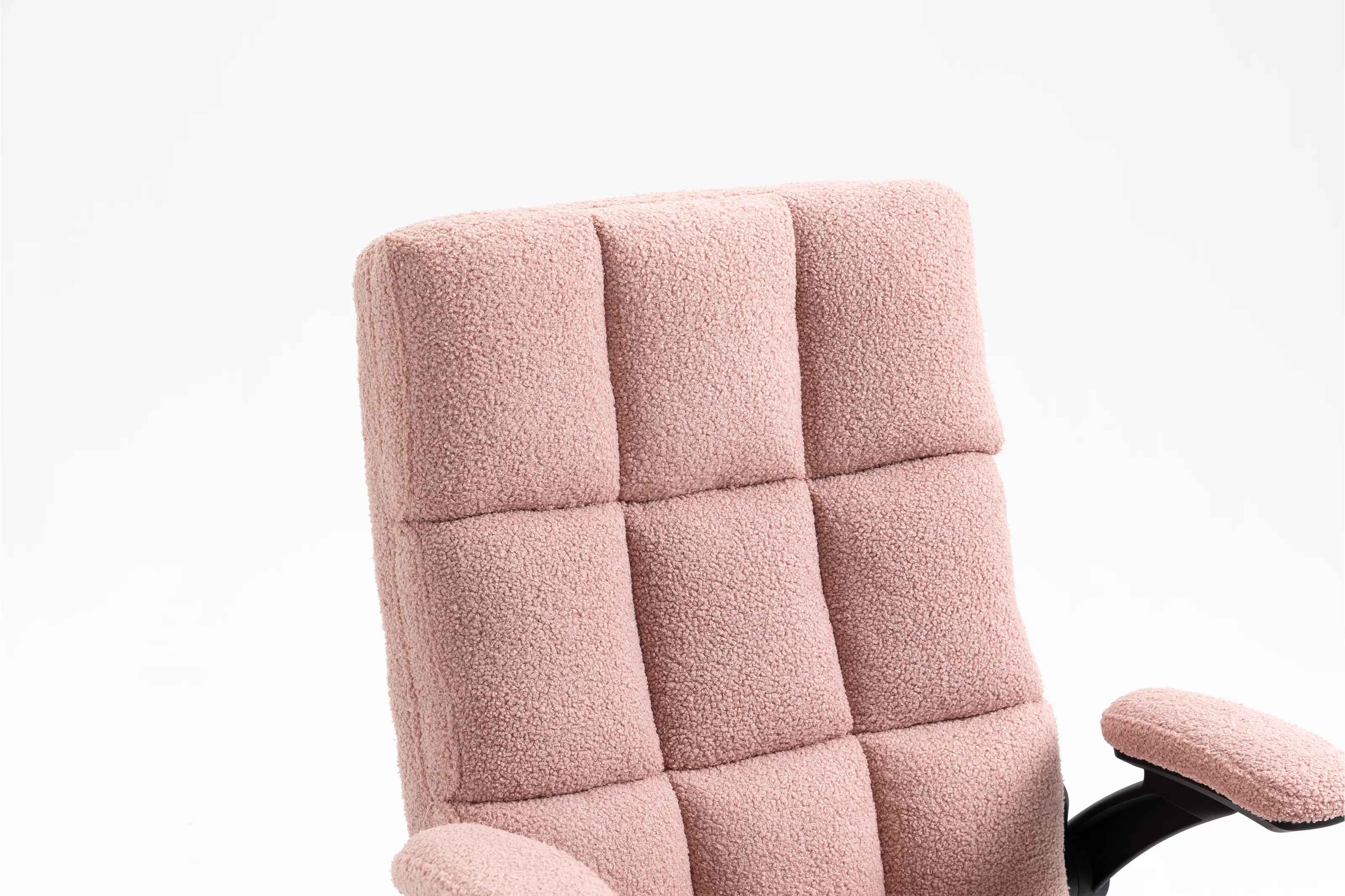 Ergonomic Executive Chair thumbnail 4