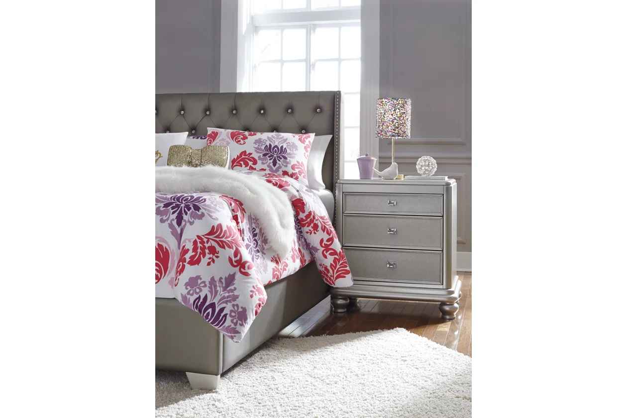 Coralayne Full Upholstered Bed thumbnail 4