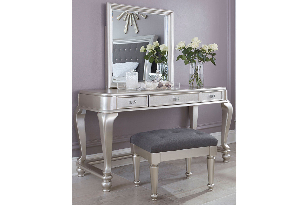 Coralayne Mirrored Vanity Chair thumbnail 2