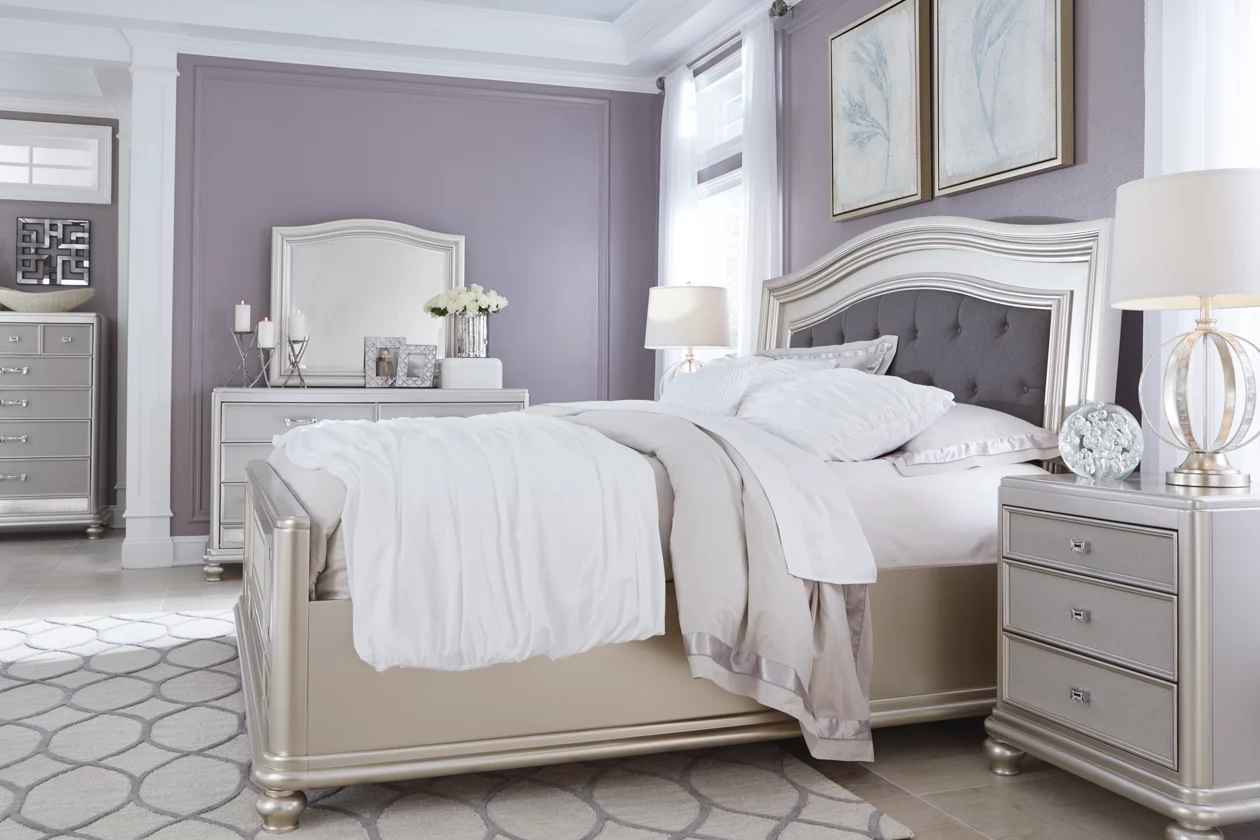 Coralayne Nightstand thumbnail 4