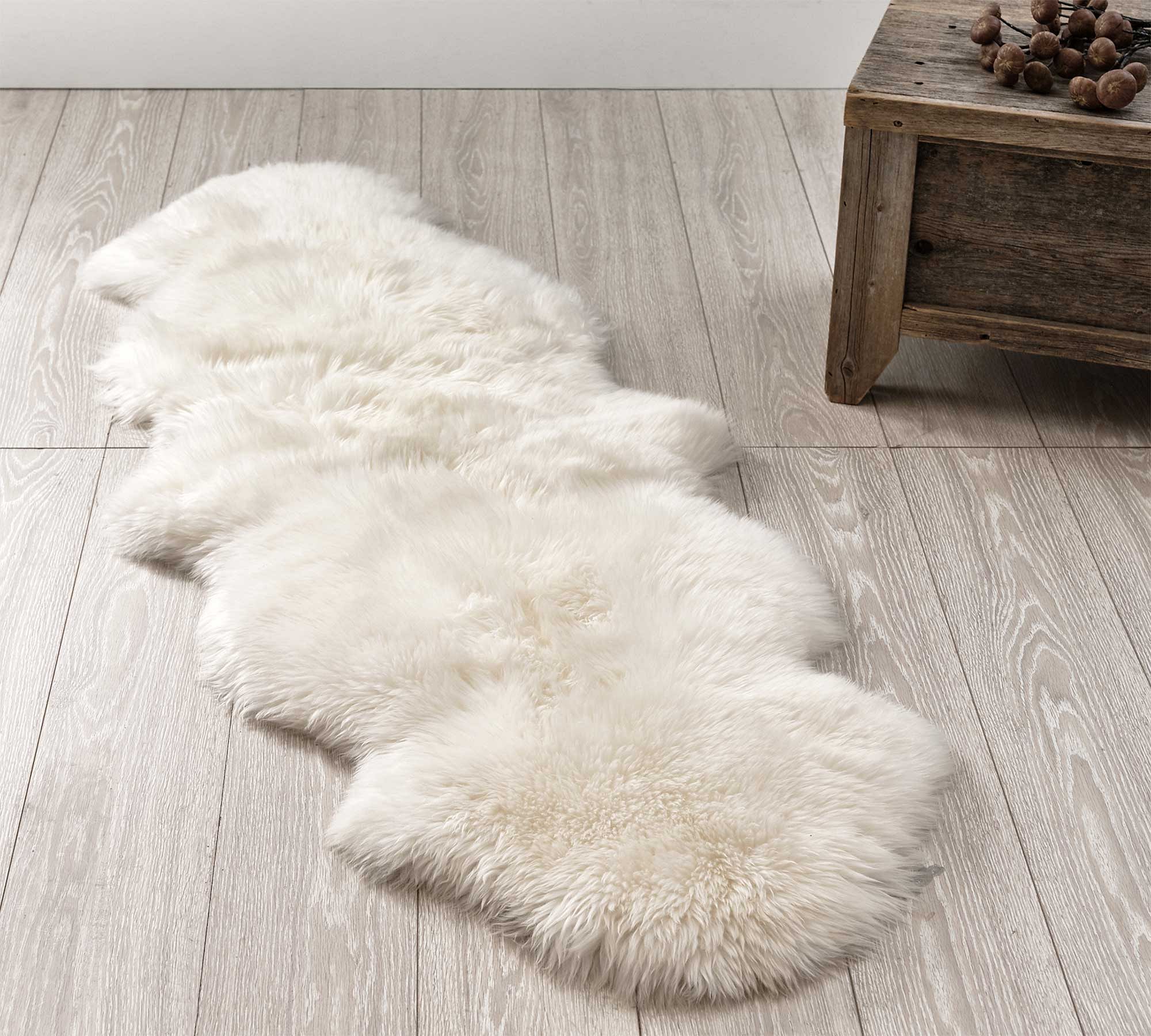 Double Pelt Sheepskin Rug thumbnail 2