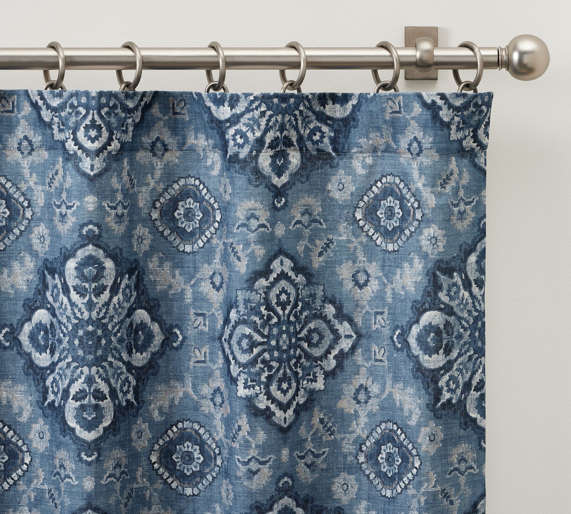 Giovanna Medallion Blackout Curtain thumbnail 2