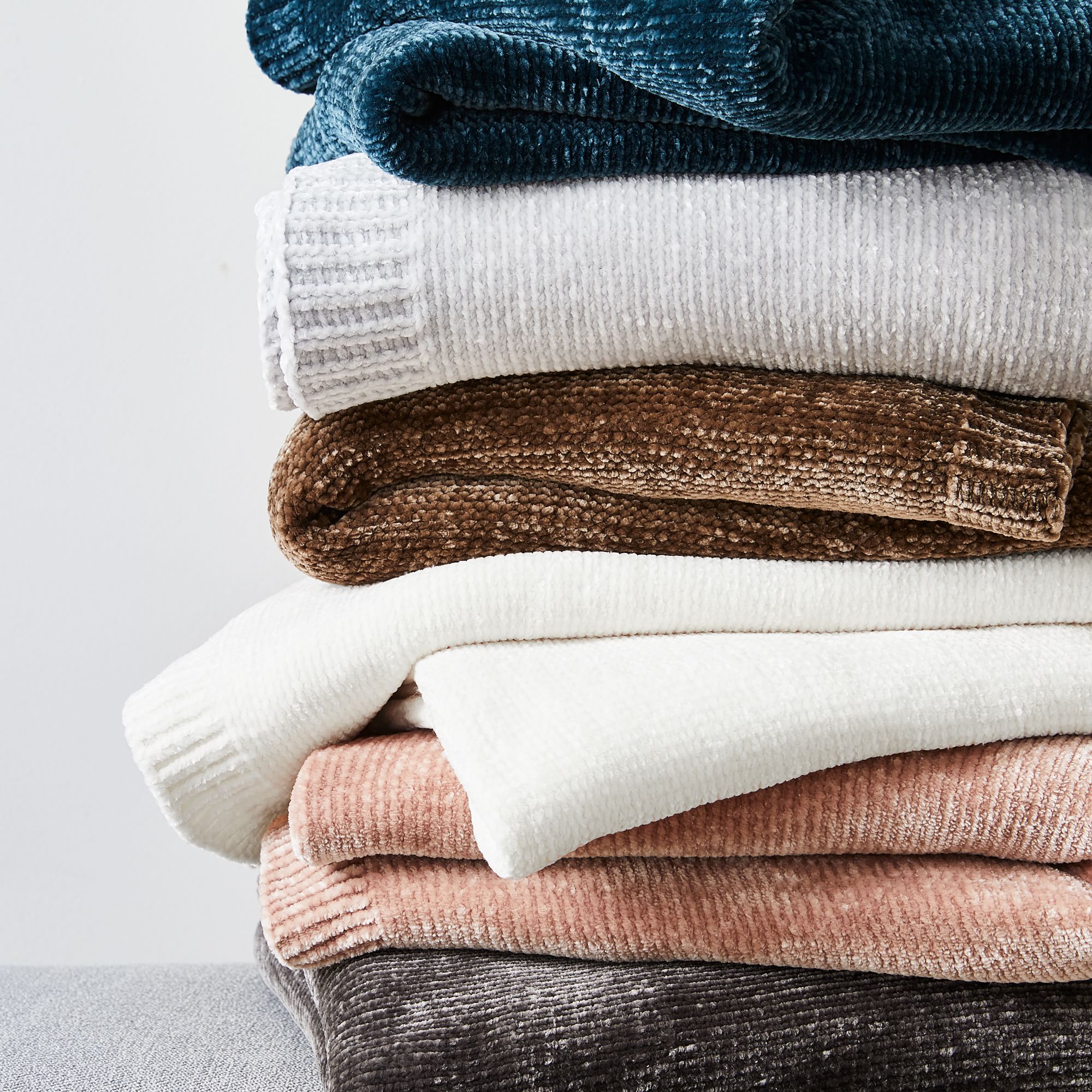 Luxe Chenille Kids Throws thumbnail 3