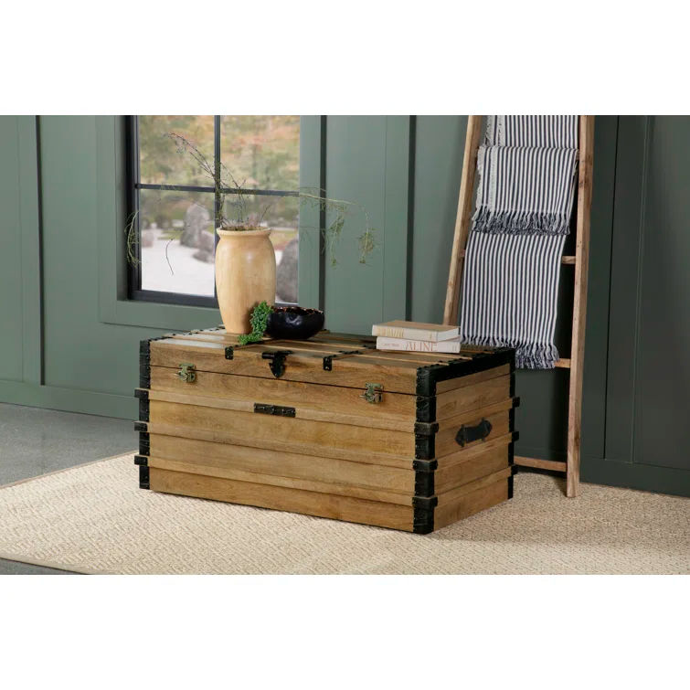Seymour Accent Trunk thumbnail 4