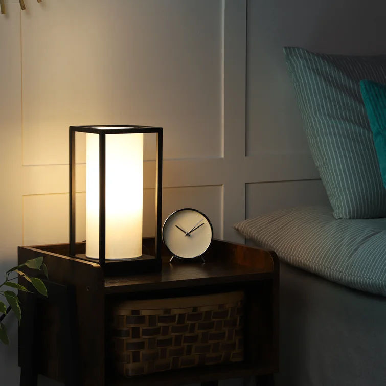 Montego 11.4'' Table Lamp with USB thumbnail 3