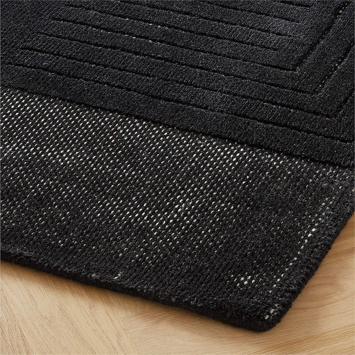 Larso Hand-tufted Wool-blend Black Area Rug thumbnail 4